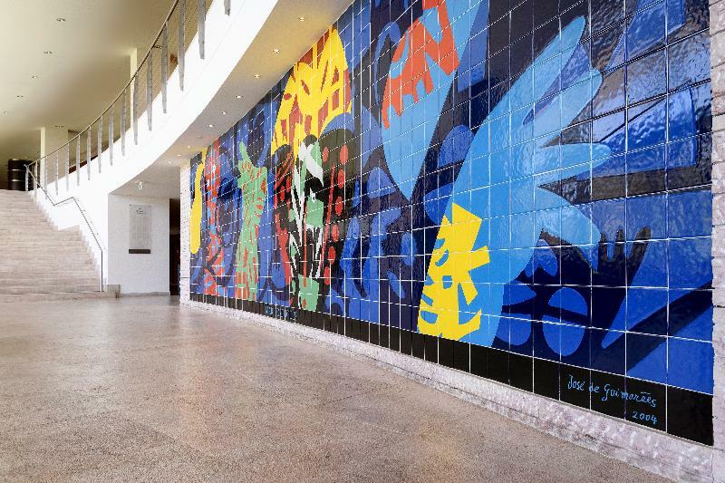 페스타나 빌라 솔 골프 앤 리조트 호텔 빌라모라 외부 사진 The mural in the lobby of the National Museum of the American Indian