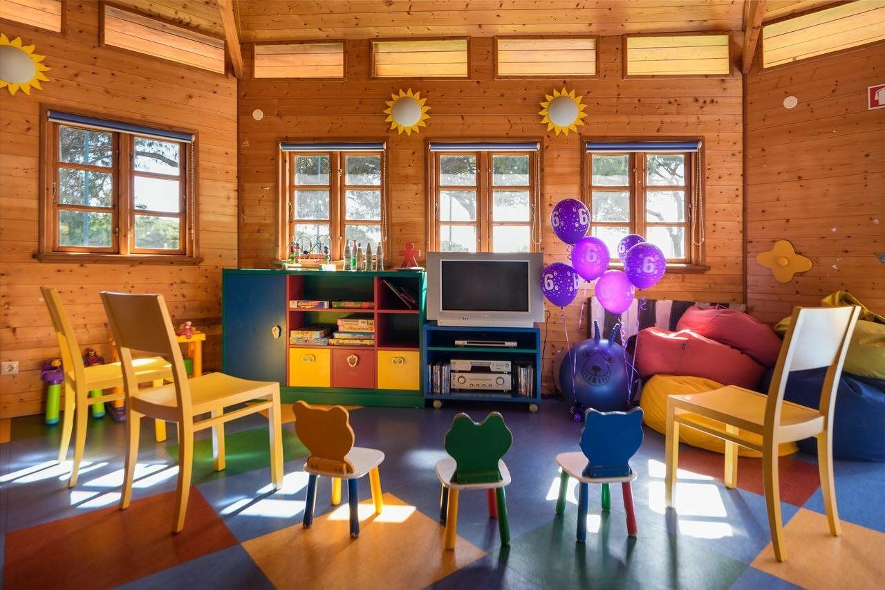 페스타나 빌라 솔 골프 앤 리조트 호텔 빌라모라 외부 사진 The Children's Hospital of Philadelphia