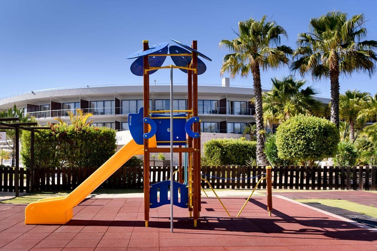 페스타나 빌라 솔 골프 앤 리조트 호텔 빌라모라 외부 사진 Playground in Spain